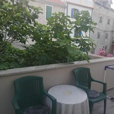 Sunrise- Uz * Betina (Sibenik-Knin)